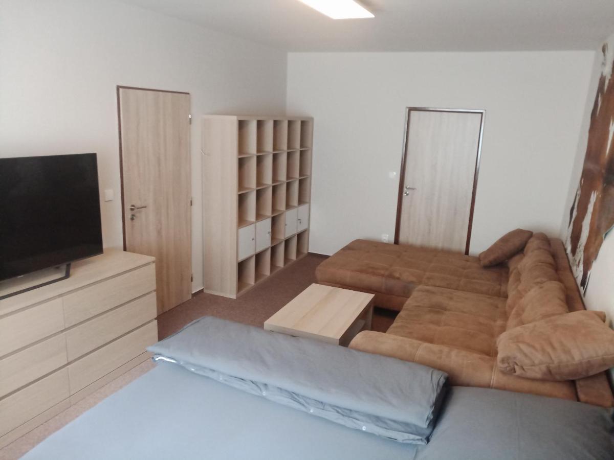 Kraliky Apartman エクステリア 写真