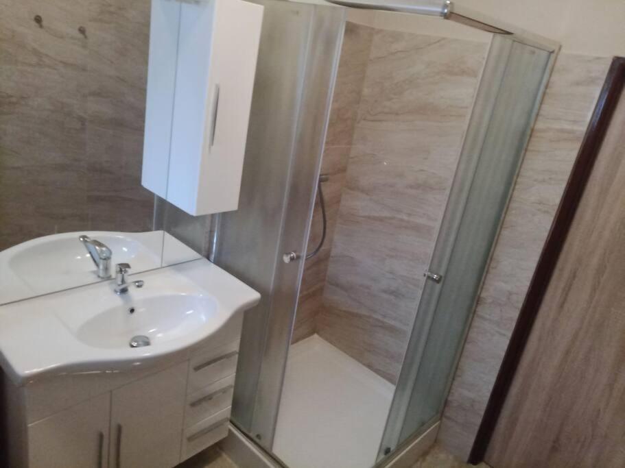 Kraliky Apartman エクステリア 写真